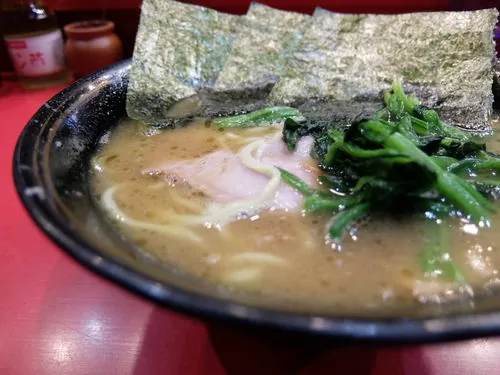 吉村家のラーメン2