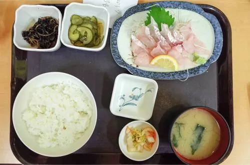 のどくろ刺身定食