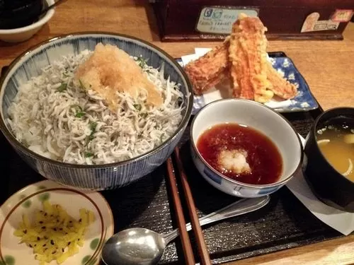 しらす丼