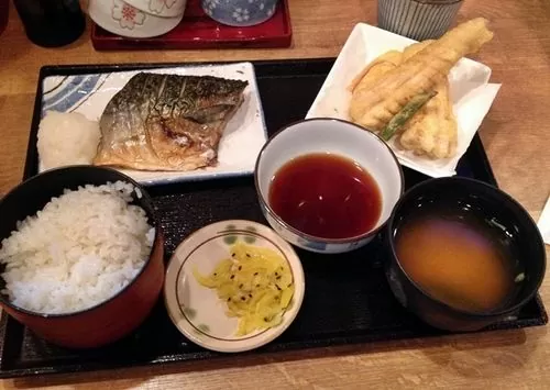 サバと穴子の定食