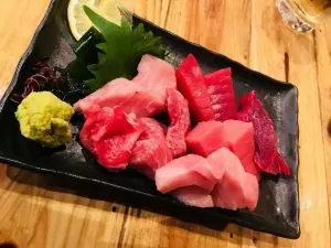 マグロの刺身６種盛り合わせ