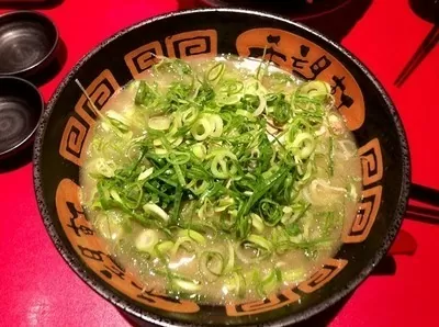 豚骨ラーメン