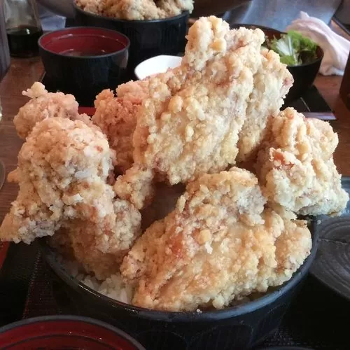 デカ盛り唐揚げ丼2