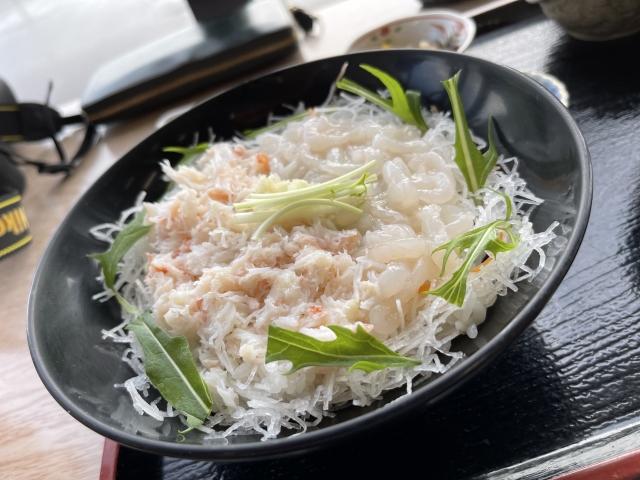 富山県名物の「白えび丼」！1度は食べたい人気の有名店4選… | うまめしっ！
