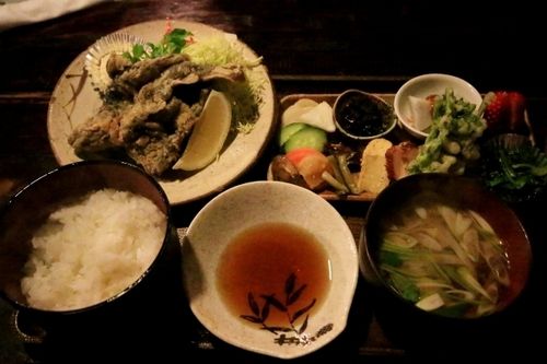 「岩魚唐揚定食」の画像