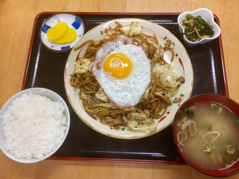 「あさぜん焼きそば定食」の画像