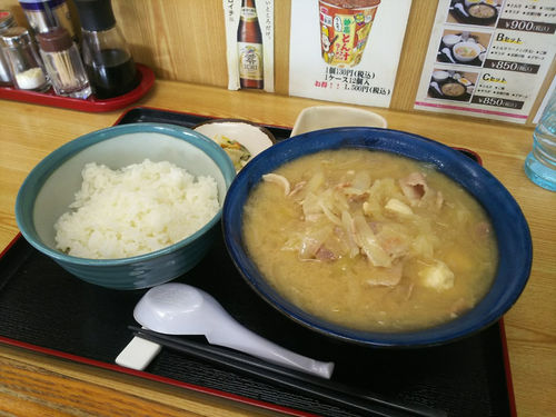 「とん汁定食 大盛り」の画像