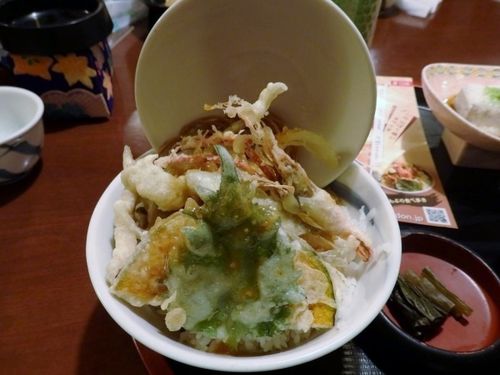 「信州諏訪みそ天丼」の画像２