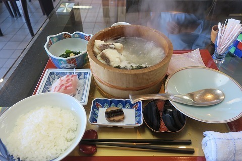 「天然真鯛の石焼定食」の画像