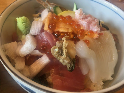 「彩り海鮮丼」の画像２