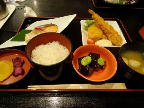 「日替わり定食」の画像