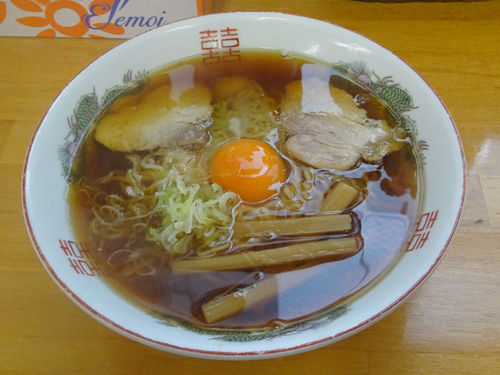 「月見ラーメン」の画像