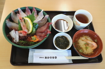 「海鮮丼」の画像