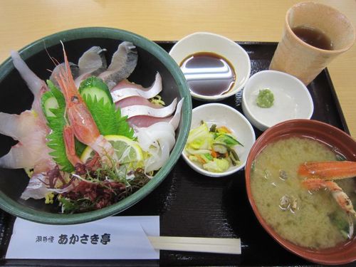 「海鮮丼」の画像３