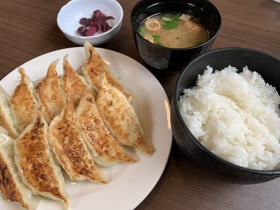 石松の餃子定食