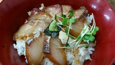 「かんぱち漬け丼」の画像２