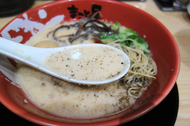 「とろ～り半熟煮玉子牛じゃんラーメン」の画像３枚目