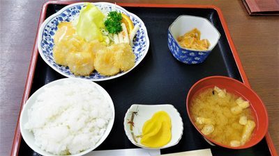 「ほたてフライ定食」の画像