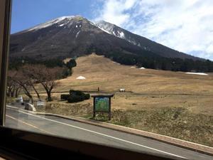 「まつおか食堂」客席からの壮大な風景画像