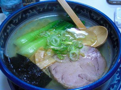 「まろやか塩ラーメン」の画像