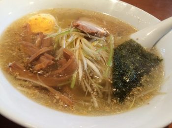 「ネギ塩ラーメン」の画像