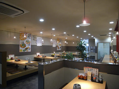 「天理スタミナラーメン 本店」店内画像