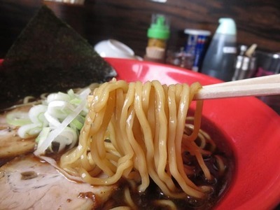 「富山ブラックラーメン」の画像２