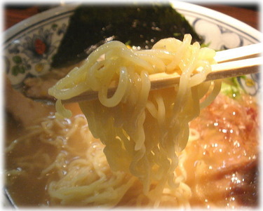 煮干しラーメンの麺